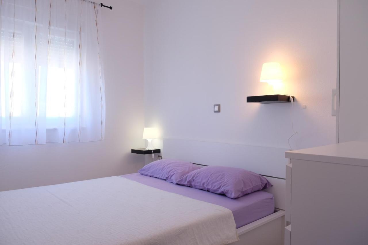 Apartmani Mojca Selce Esterno foto