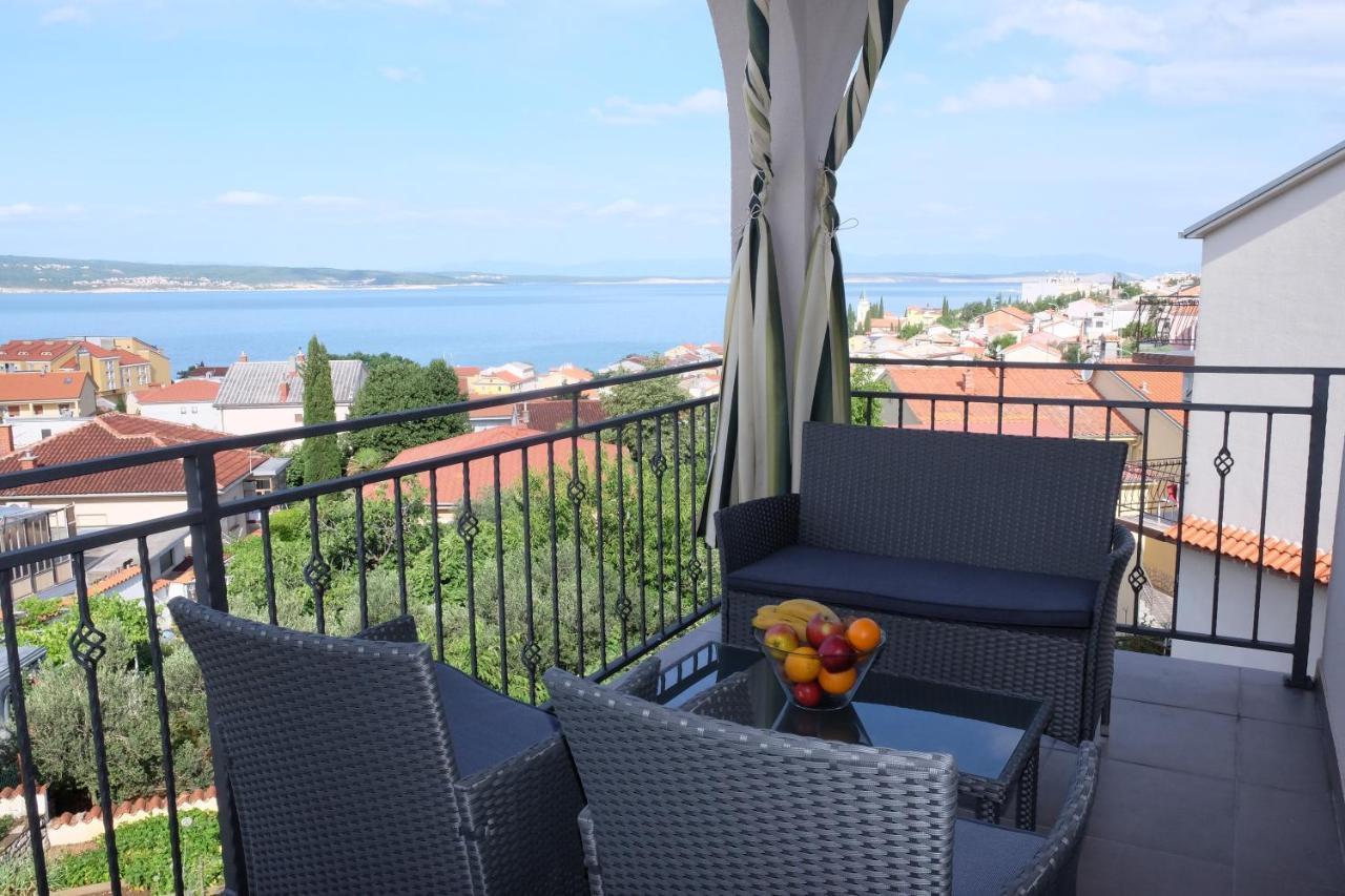 Apartmani Mojca Selce Esterno foto