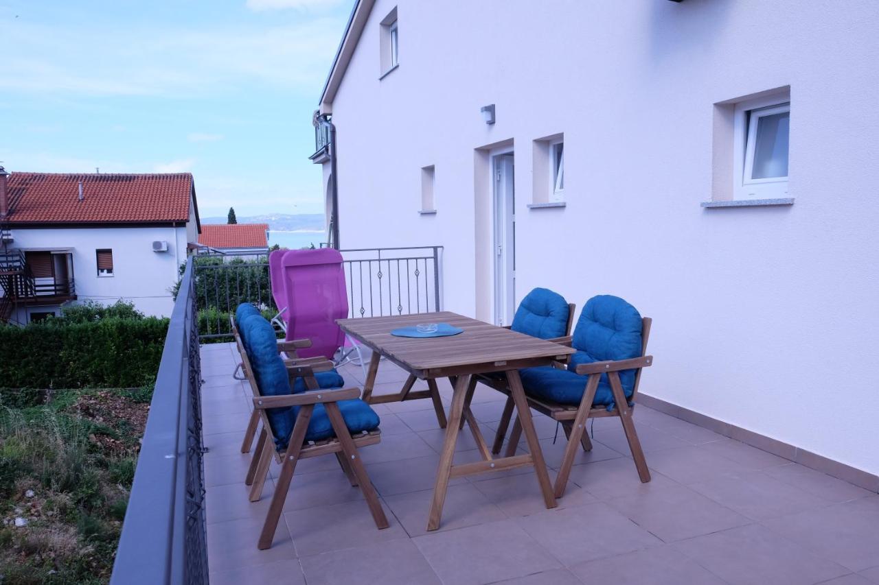 Apartmani Mojca Selce Esterno foto