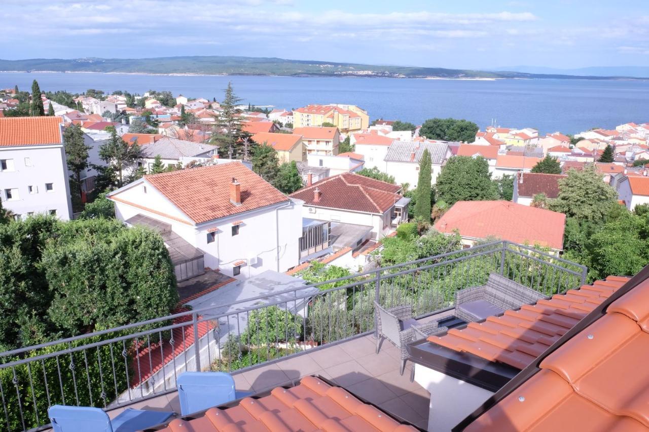 Apartmani Mojca Selce Esterno foto